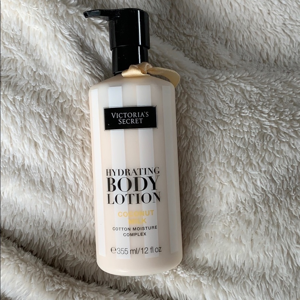 Victoria's Secret Body Lotion. Coconut milk